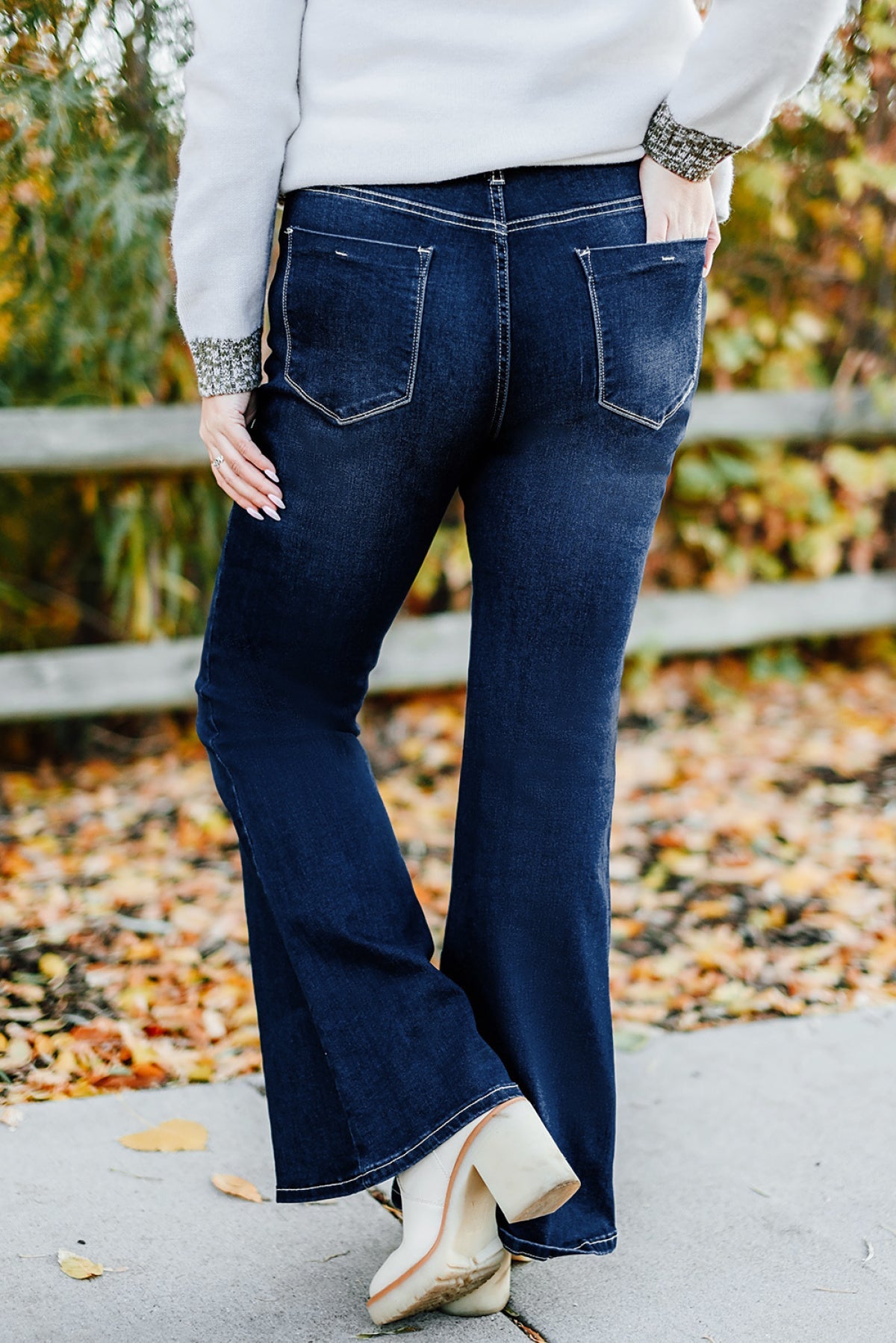 Plus Size Deep Wash Mid-Waist Flared Jeans | Art in Aging