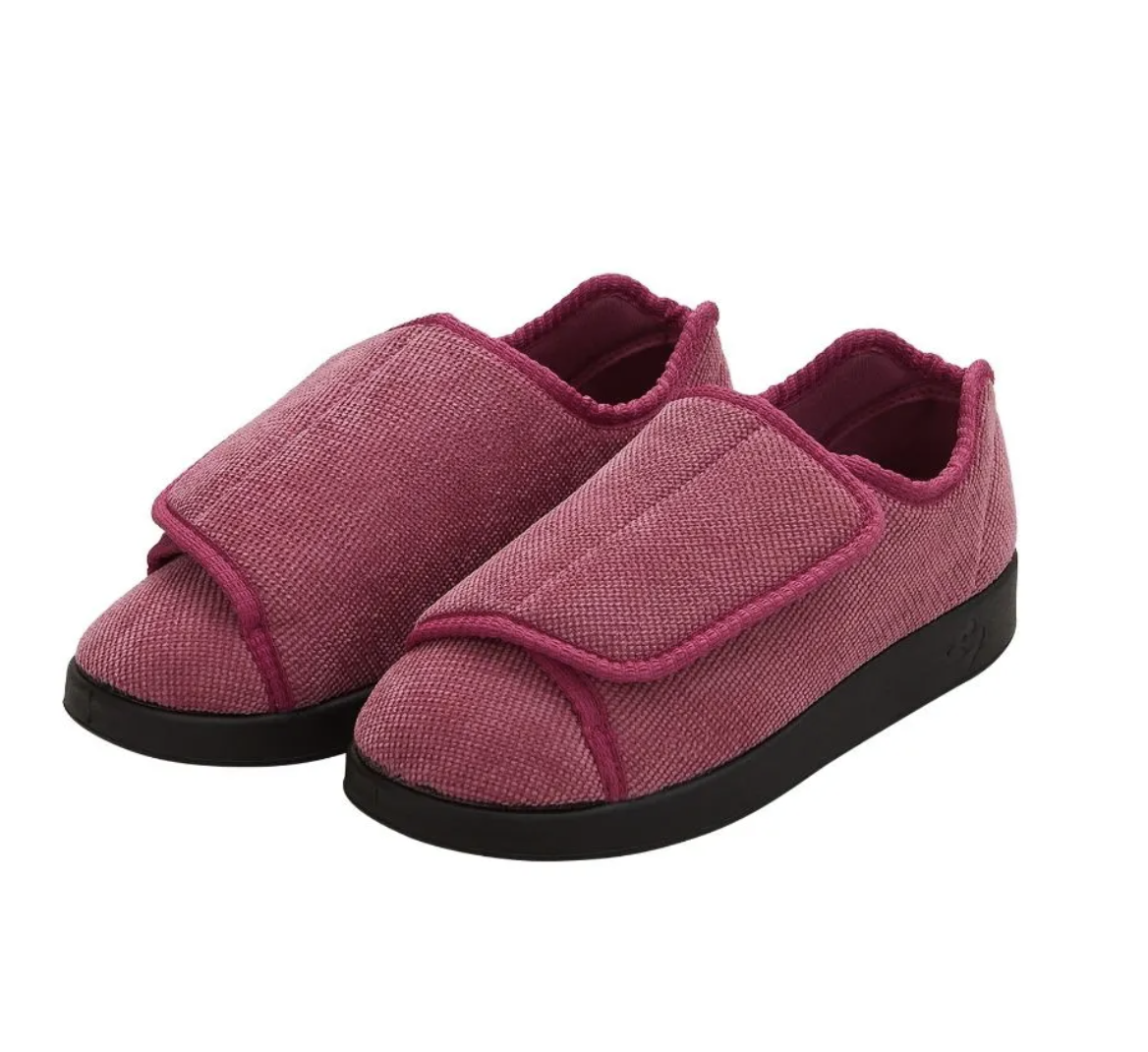 Women's Extra Extra Wide Slippers Antimicrobial | Art in Aging