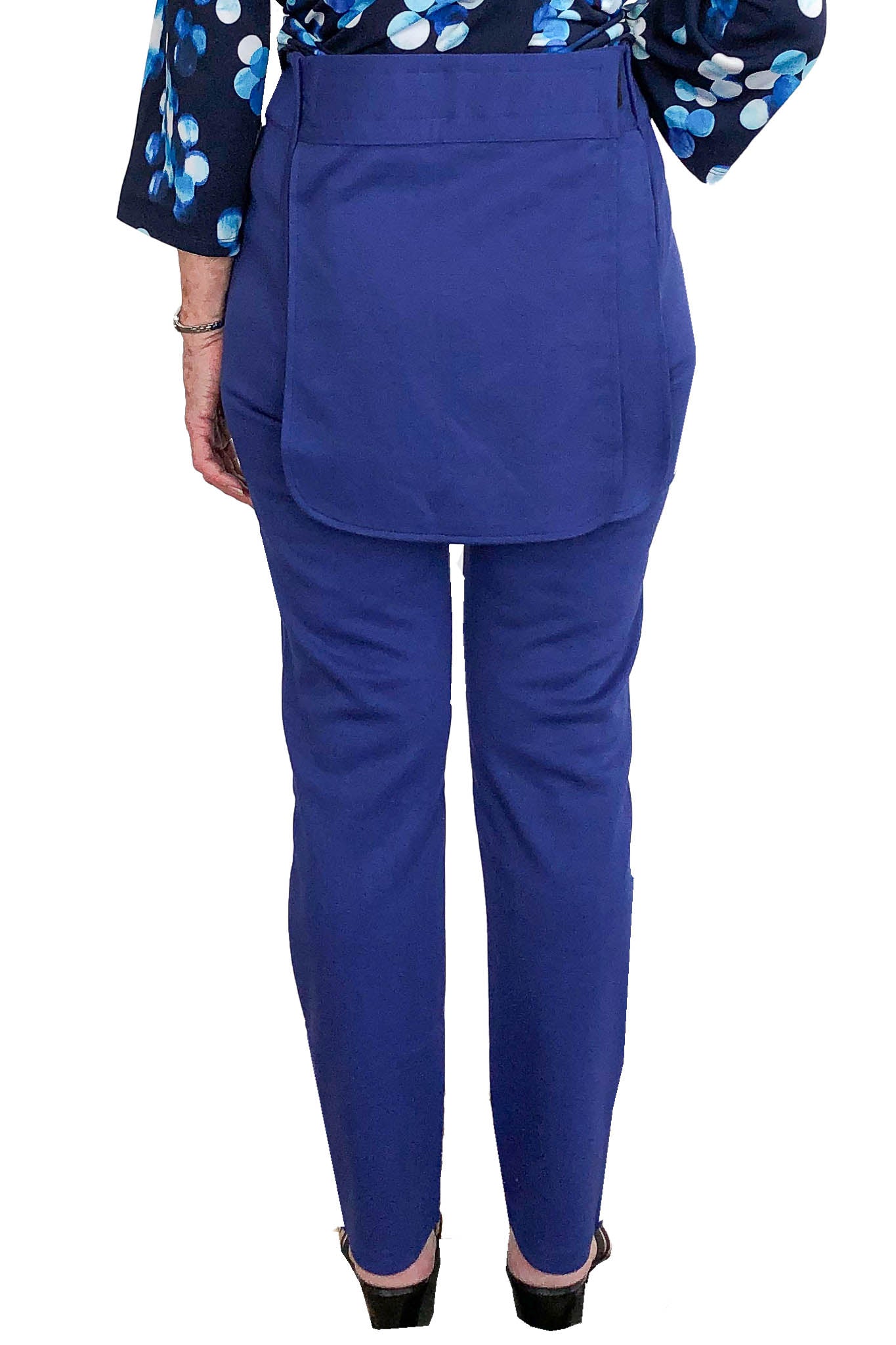 Back-Panel Adaptive Pants for Women | Art in Aging