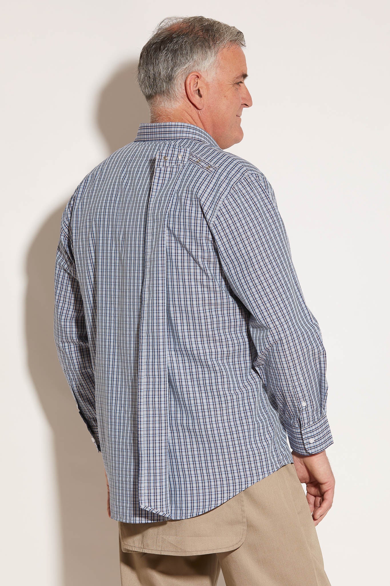 Men's Adaptive Shirt | Art in Aging