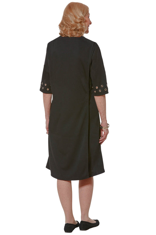 Adaptive Dress for Elderly Women | Art in Aging